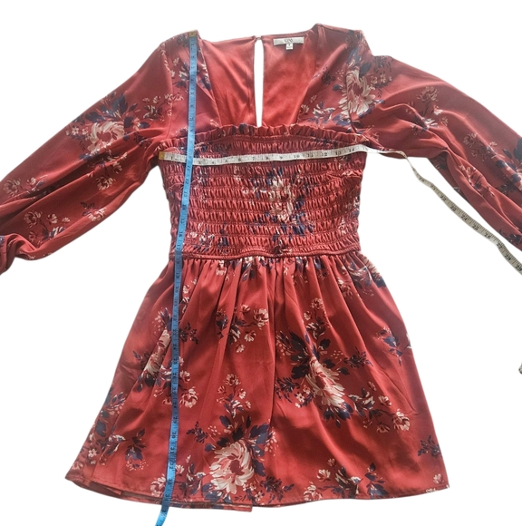 Floral Smocked Babydoll Dress - Picture 3 of 8